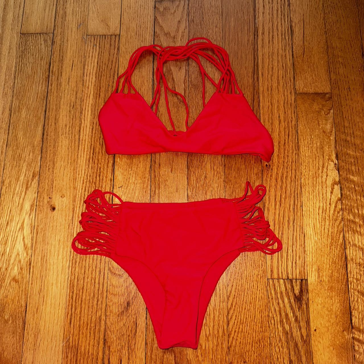 item listed by lilycmia