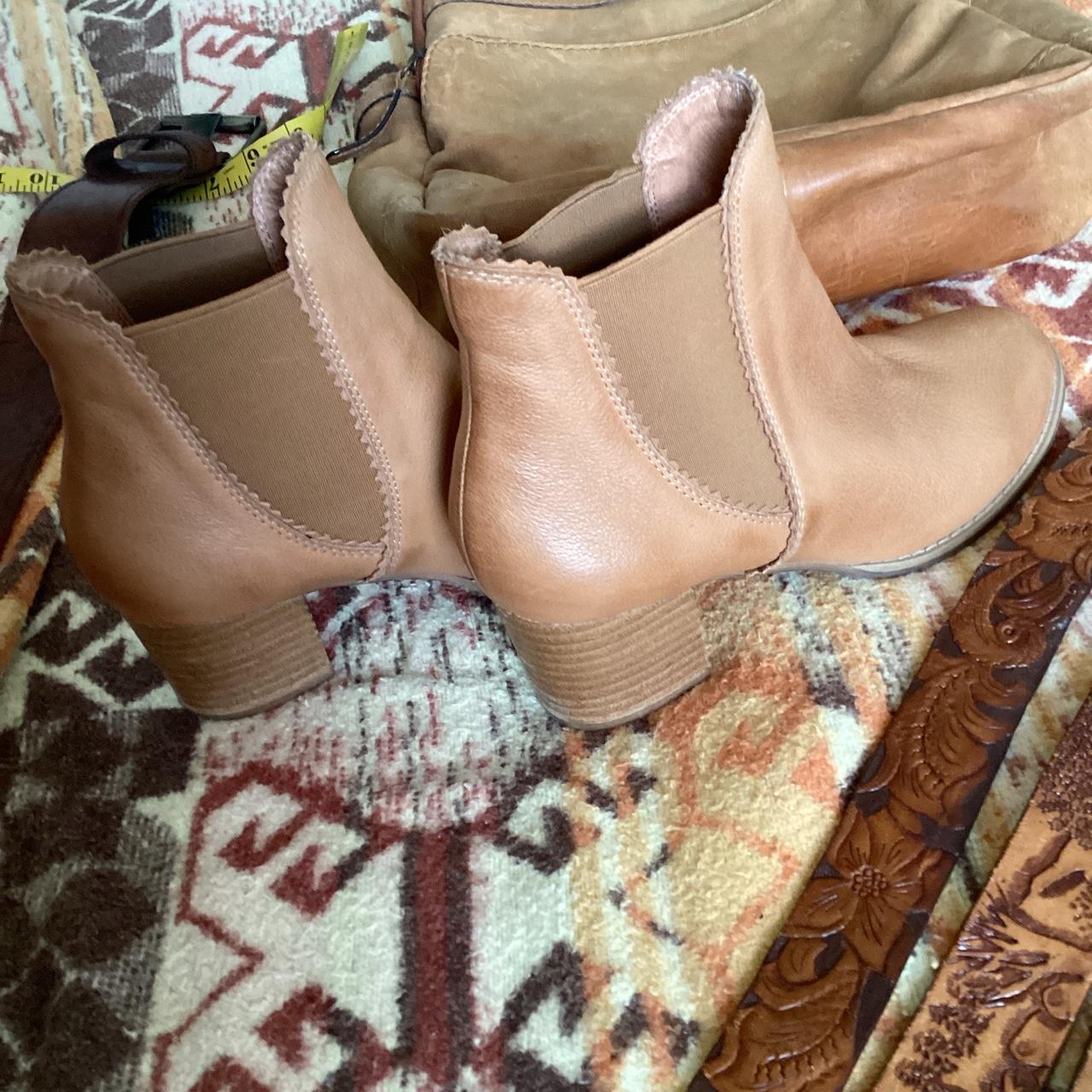 Women's Tan Boots Depop