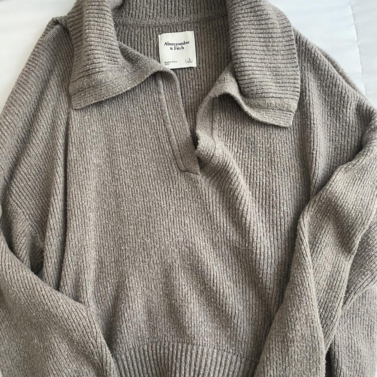 Abercrombie & Fitch Women's Jumper | Depop