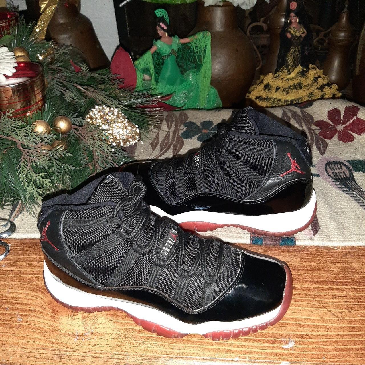bred 11 size 7y