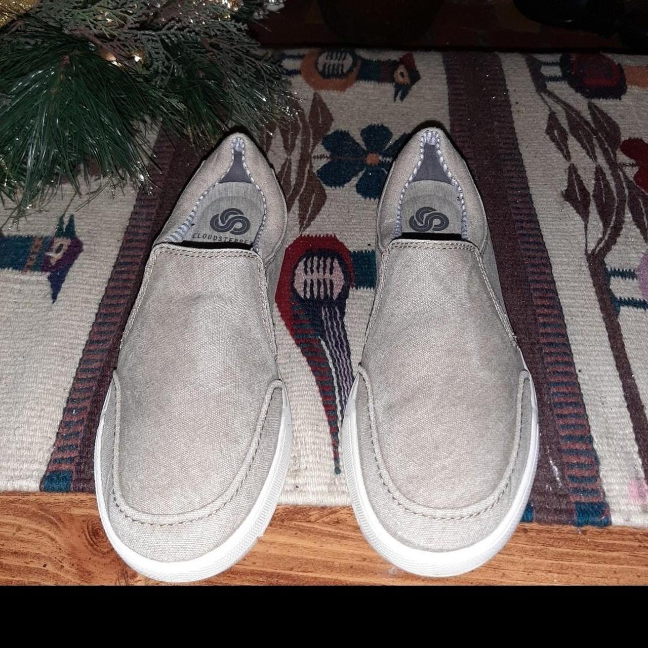 item listed by sneakerloverss