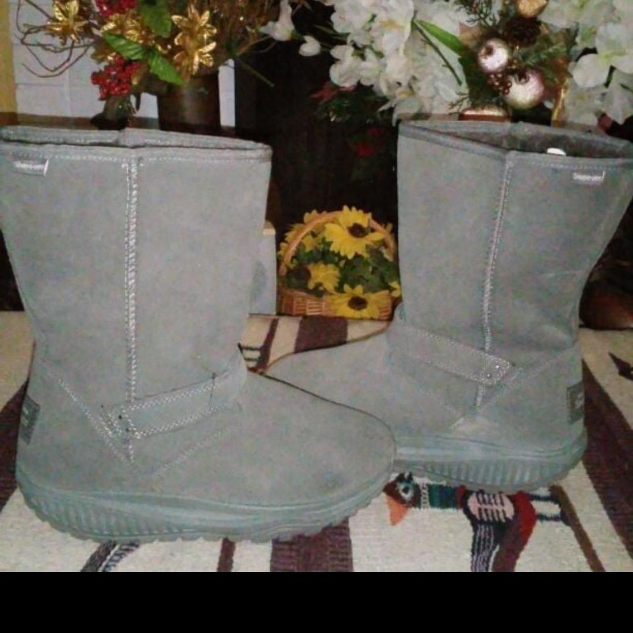 item listed by sneakerloverss