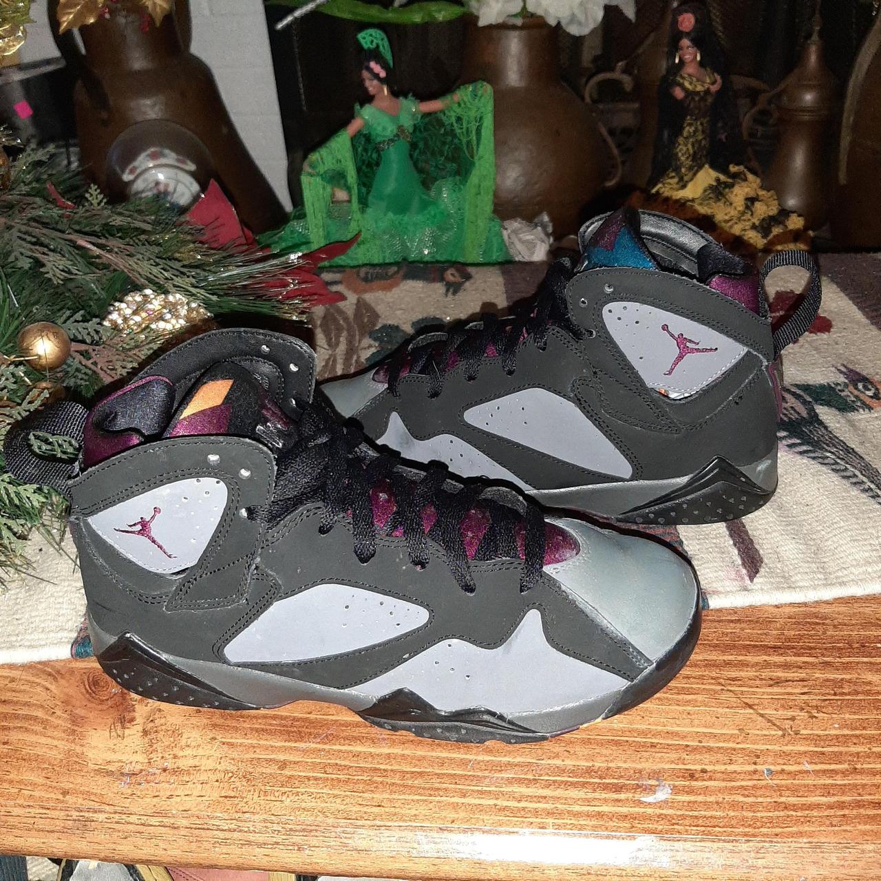 item listed by sneakerloverss