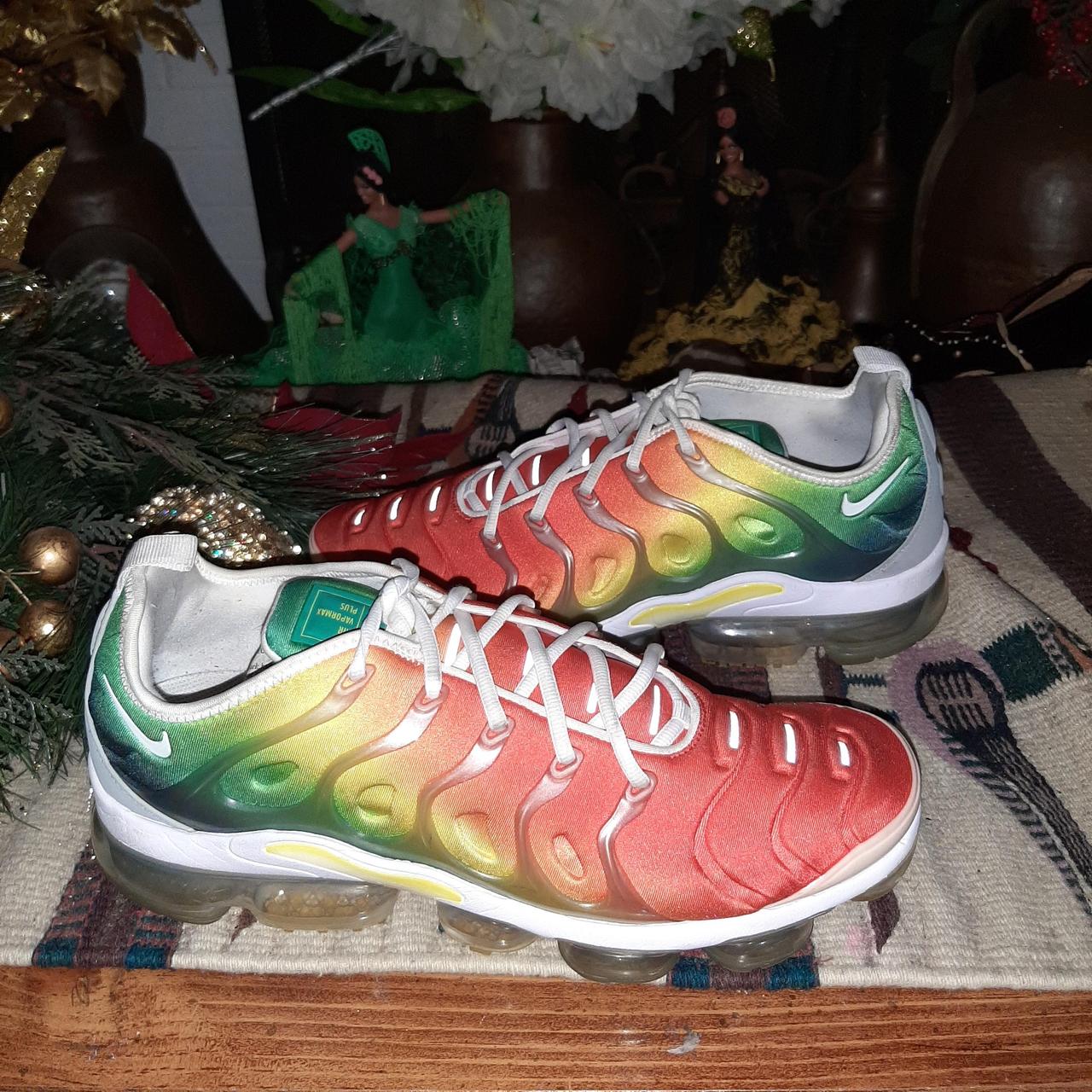 item listed by sneakerloverss