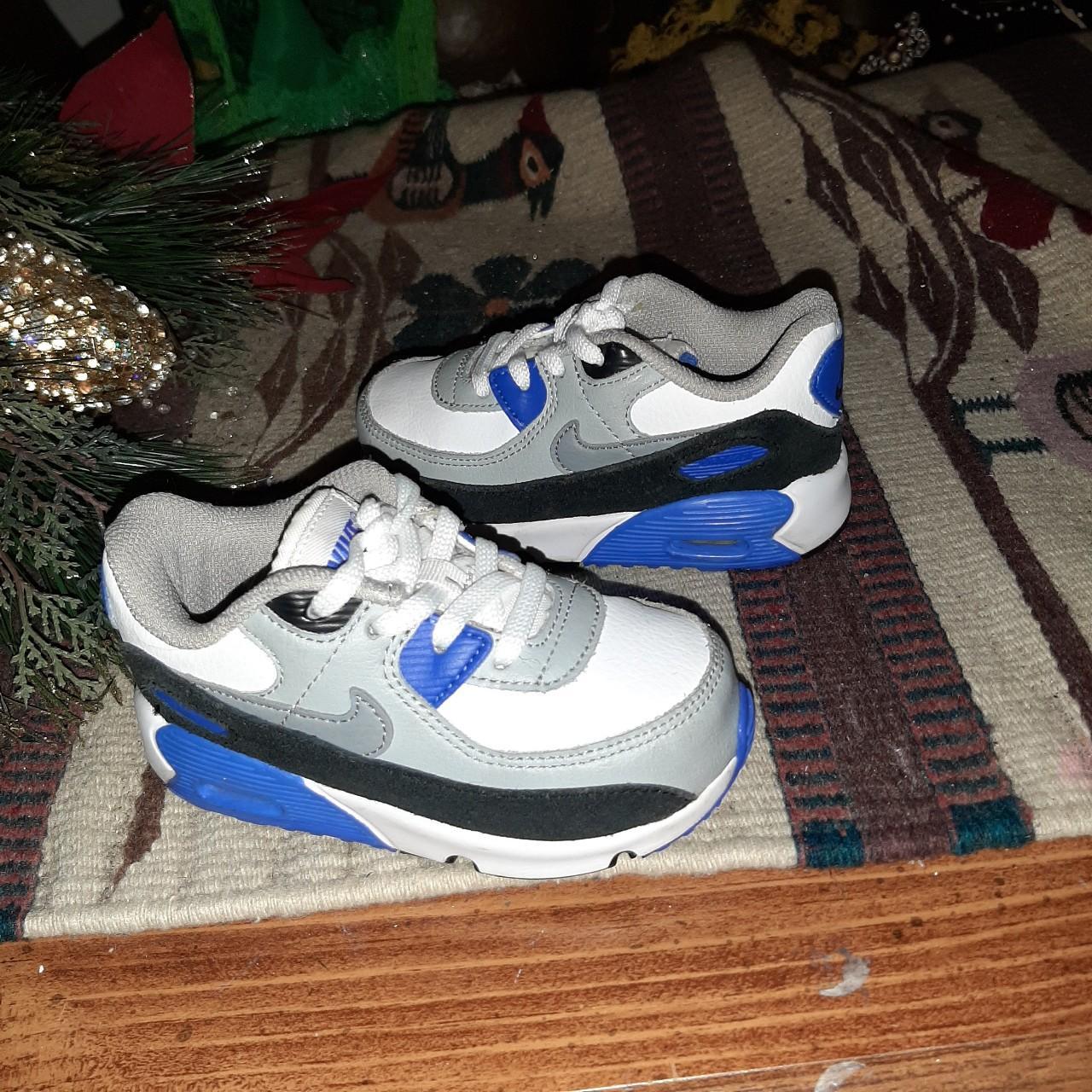 item listed by sneakerloverss