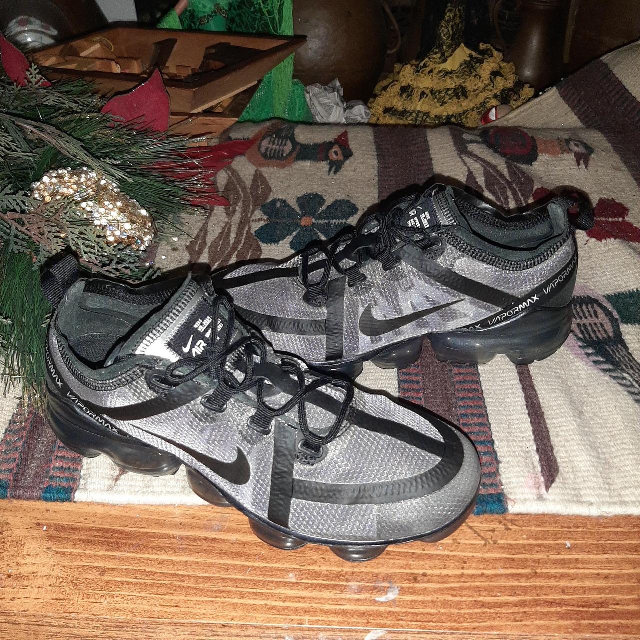 item listed by sneakerloverss