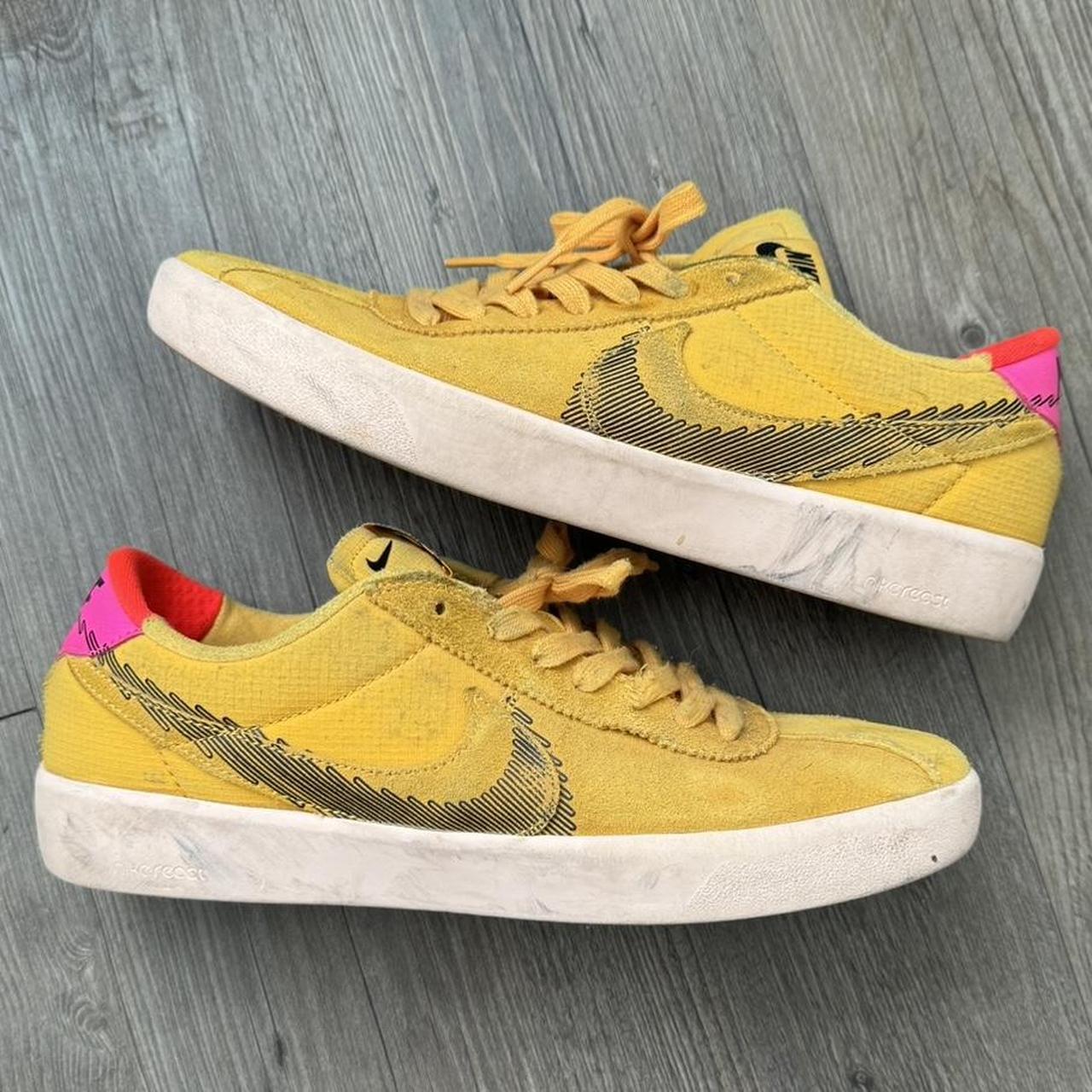 nike sb bruin low yellow
