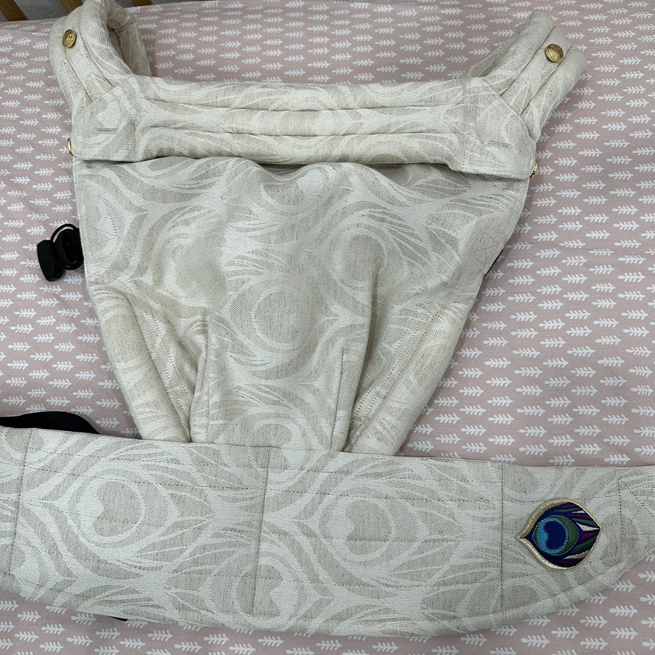 FREE Artipoppe discount code (do not purchase this... Depop