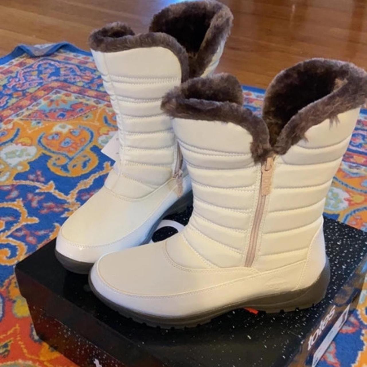 item listed by sanmilescloset