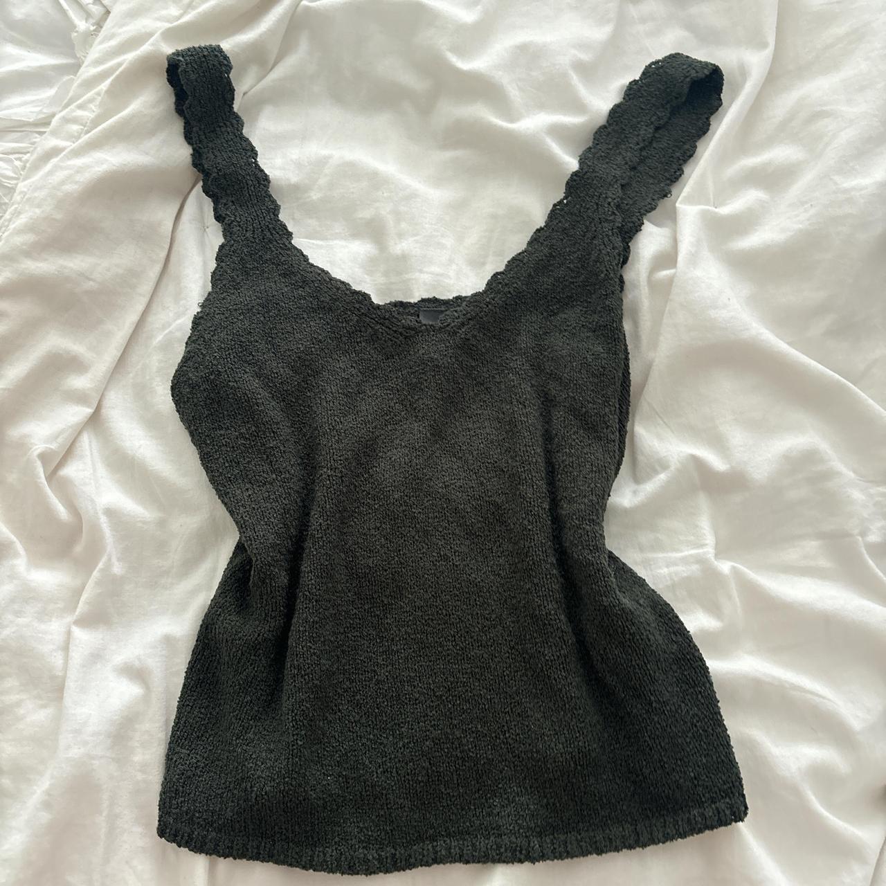 item listed by avas_closet_88