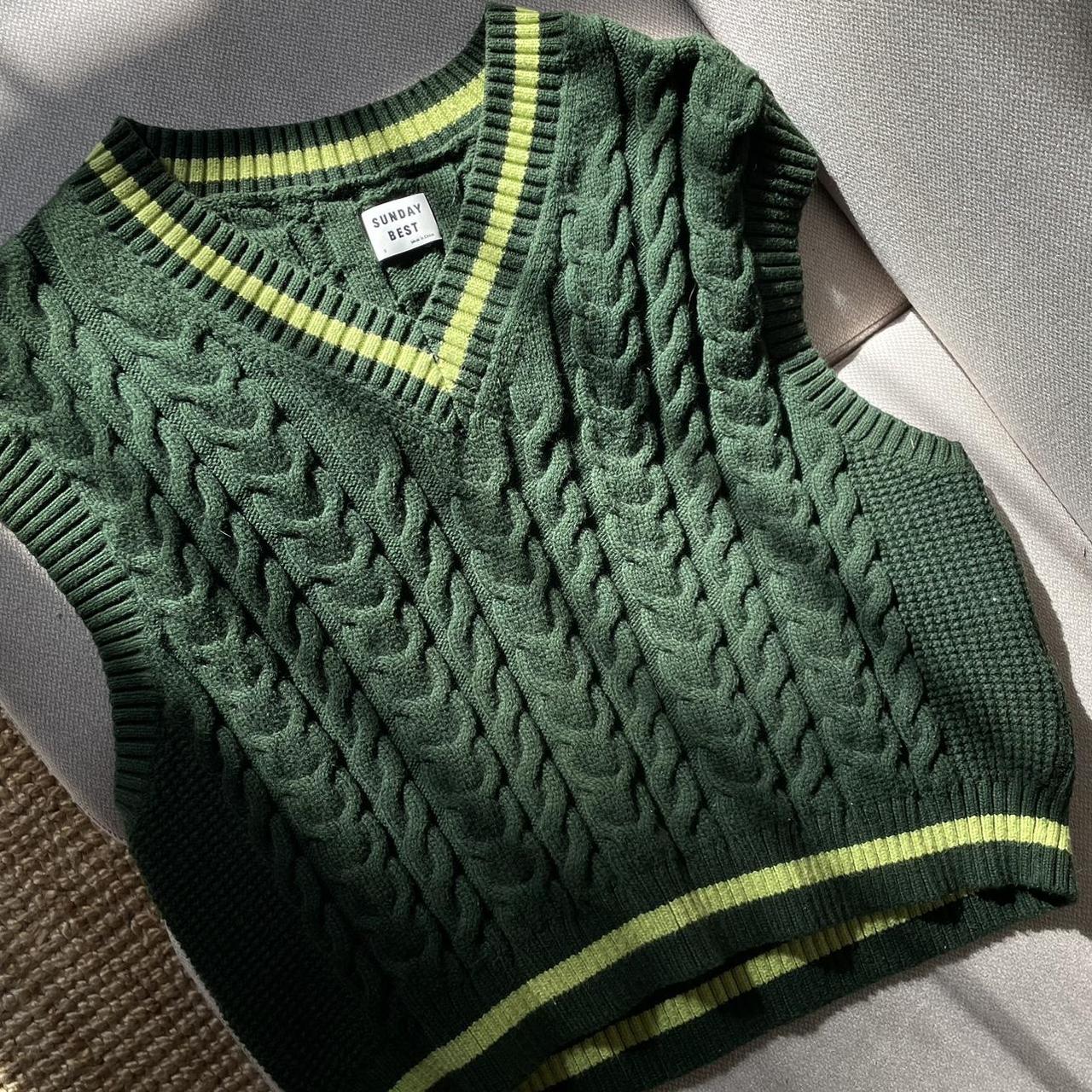 Aritzia hotsell green sweater