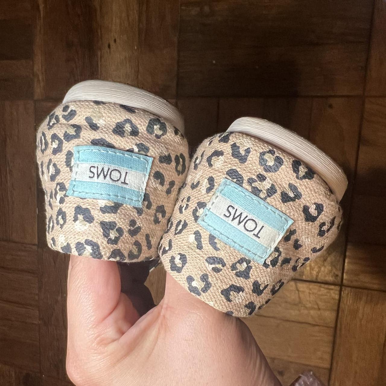toms slip on boots
