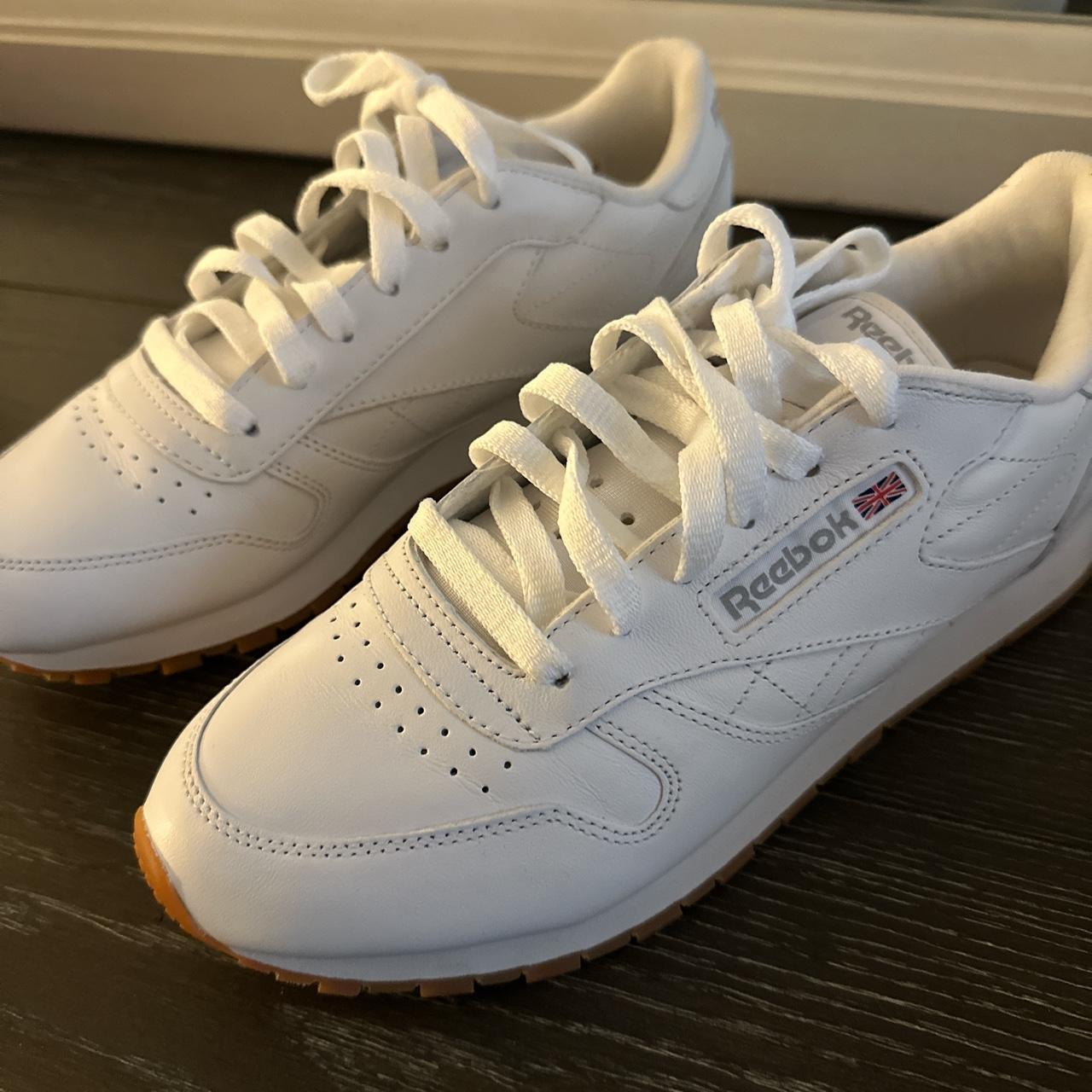 Reebok Women's White and Tan Trainers | Depop