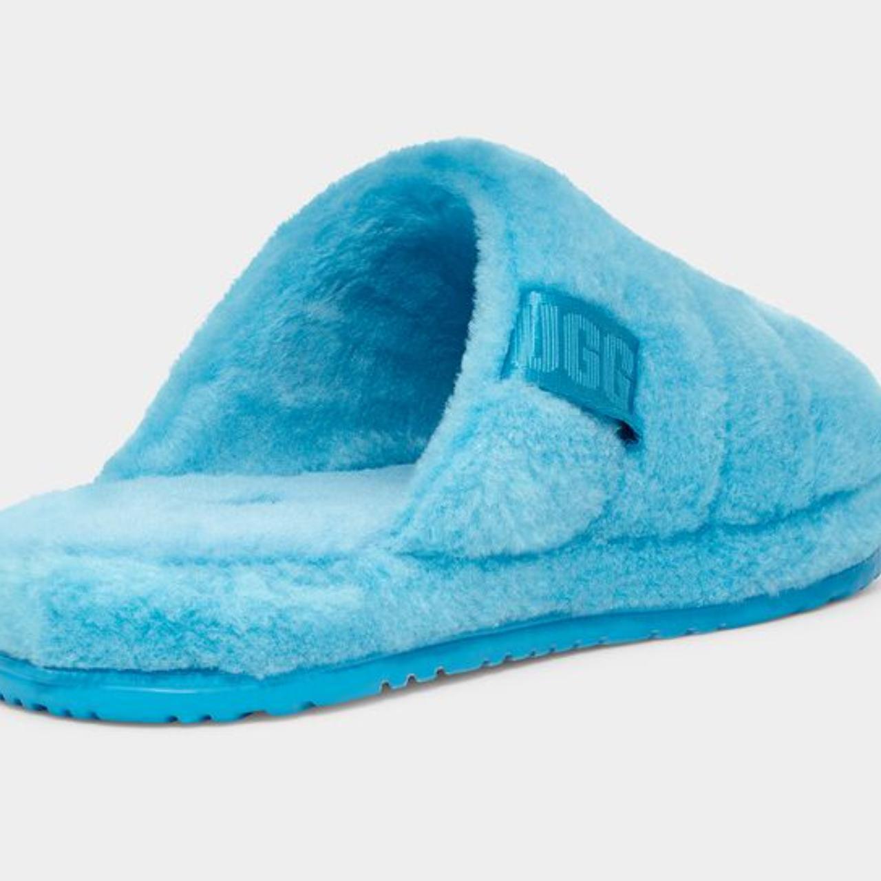 Ugg slippers hot sale women blue