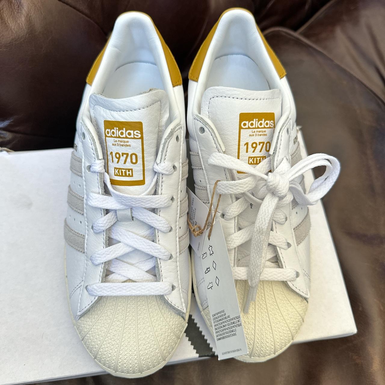 Kith Women's White and Gold Trainers | Depop