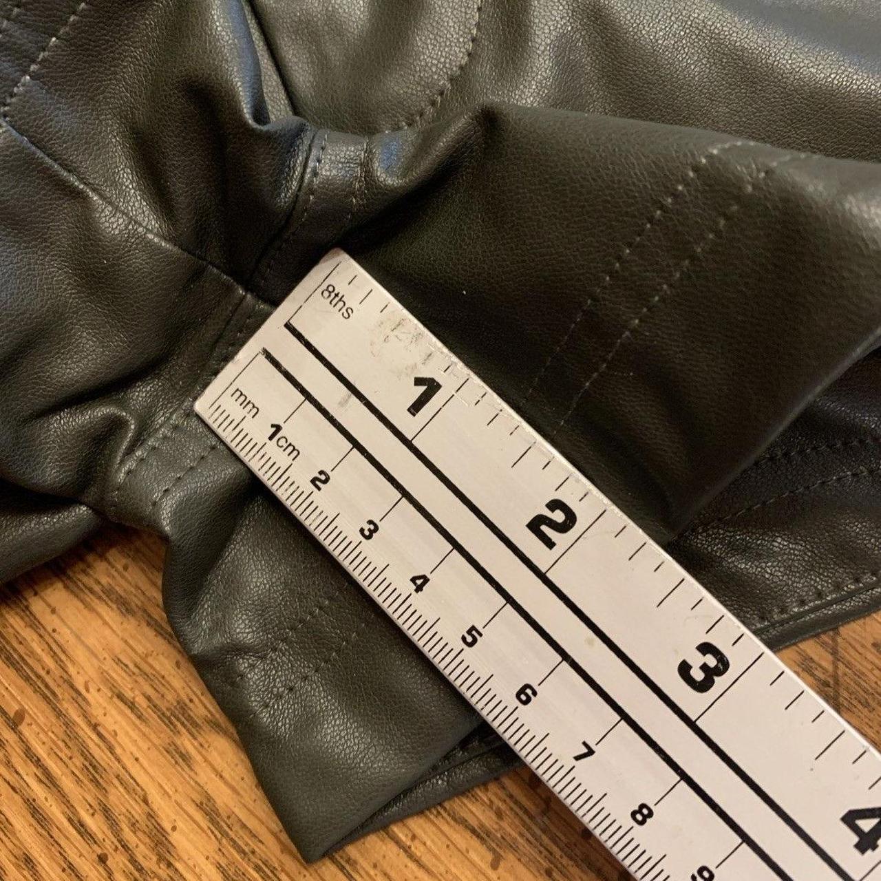 Source Unknown Women's Shorts - Green - S – In ex… - image 8