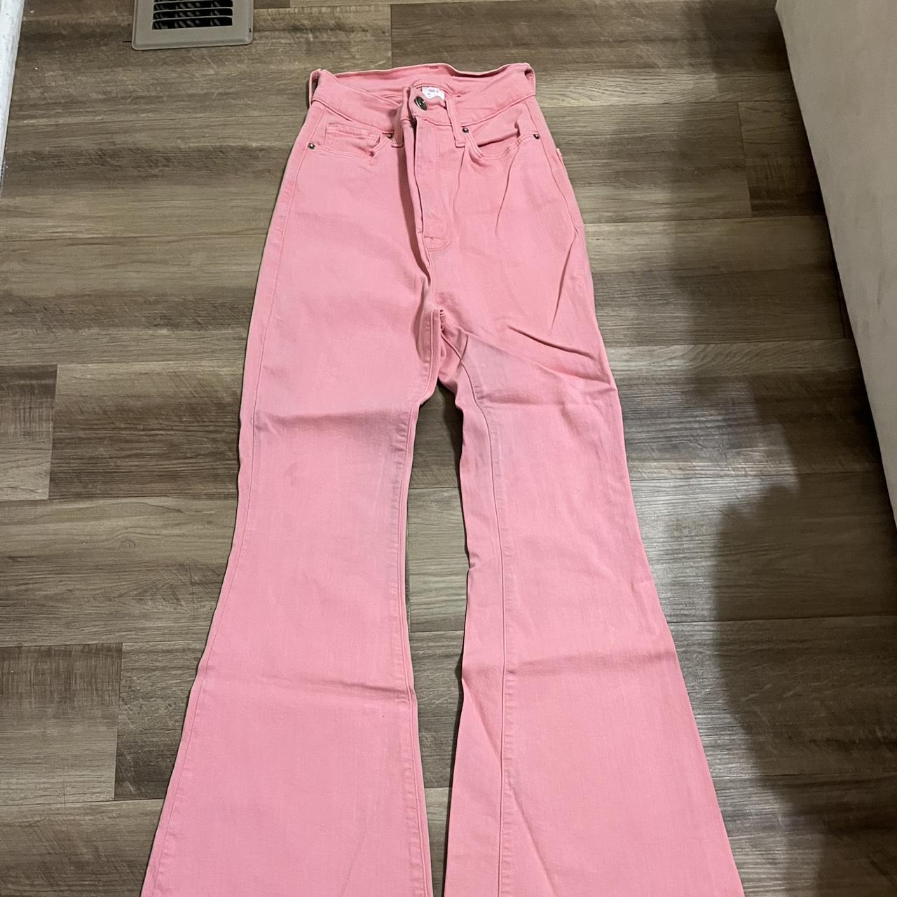 item listed by daniela_llopez