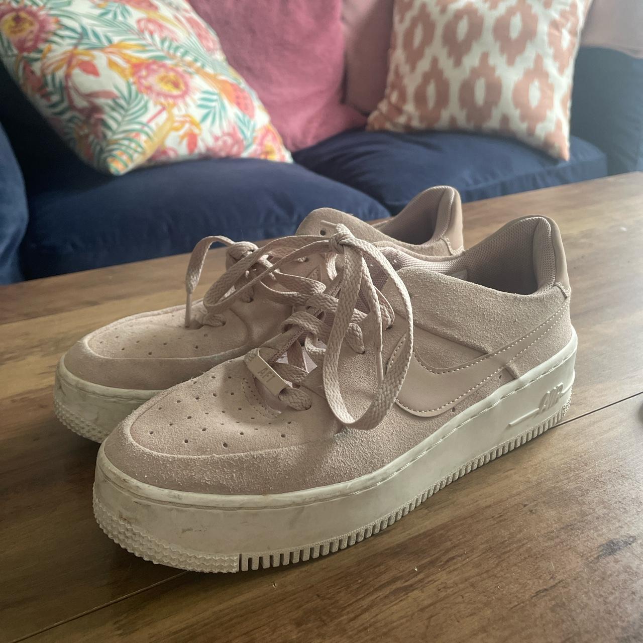 Nike pale pink air best sale force 1 sage low trainers