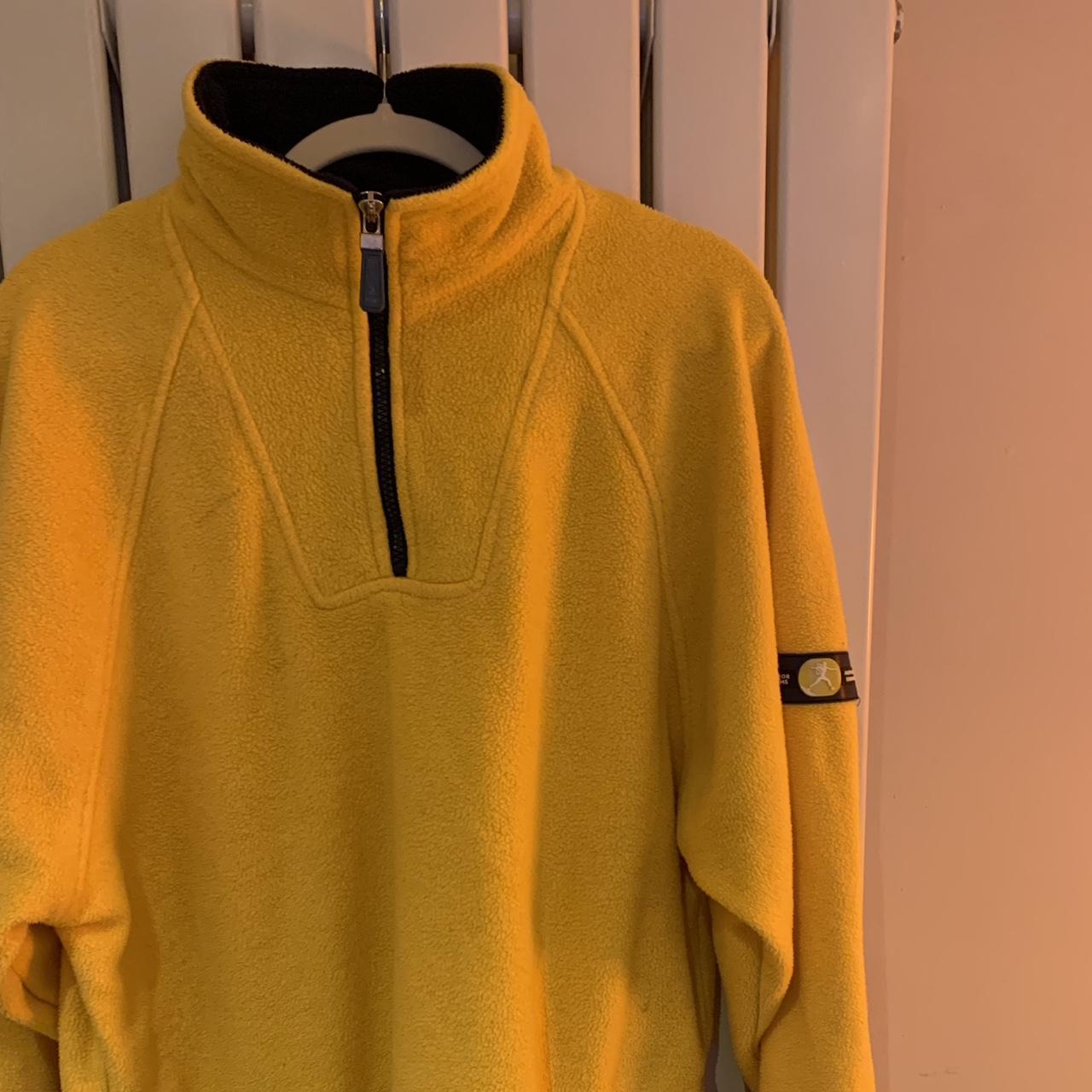 item listed by murmullo
