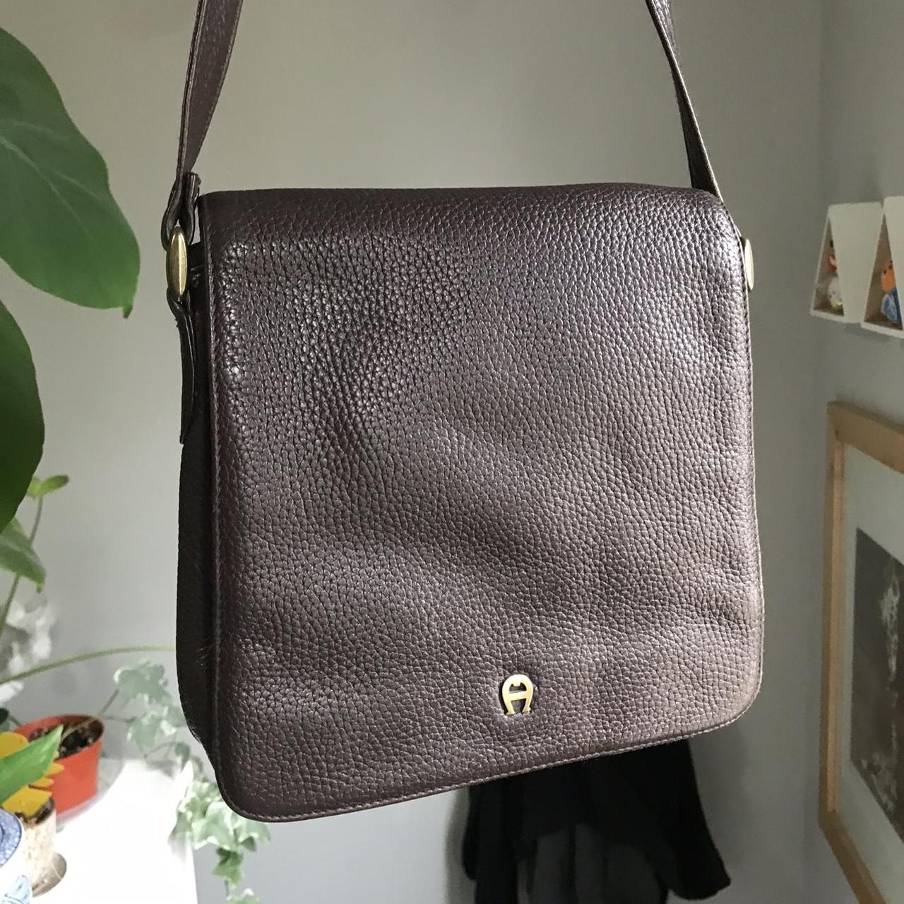 Vintage aigner online purse