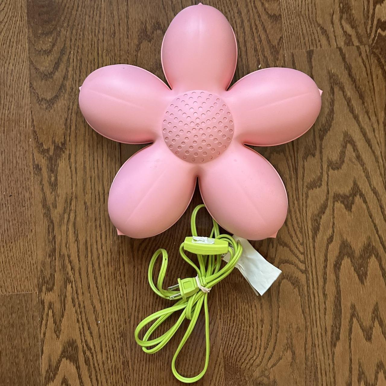 IKEA Pink Flower Wall Lamp •cute green cord Depop