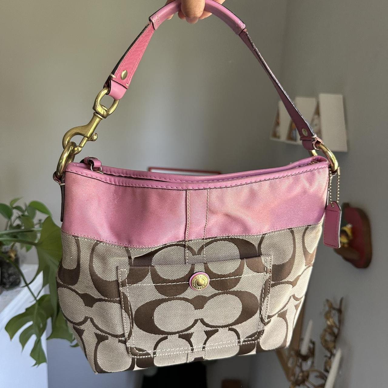 Coach bag with pink strap online