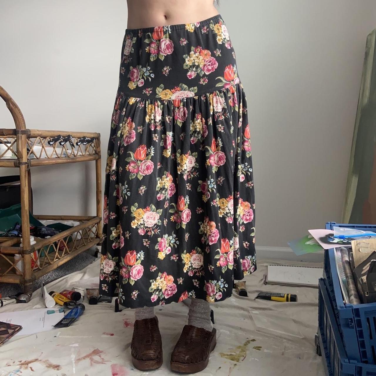 Tiered maxi skirt top 90s