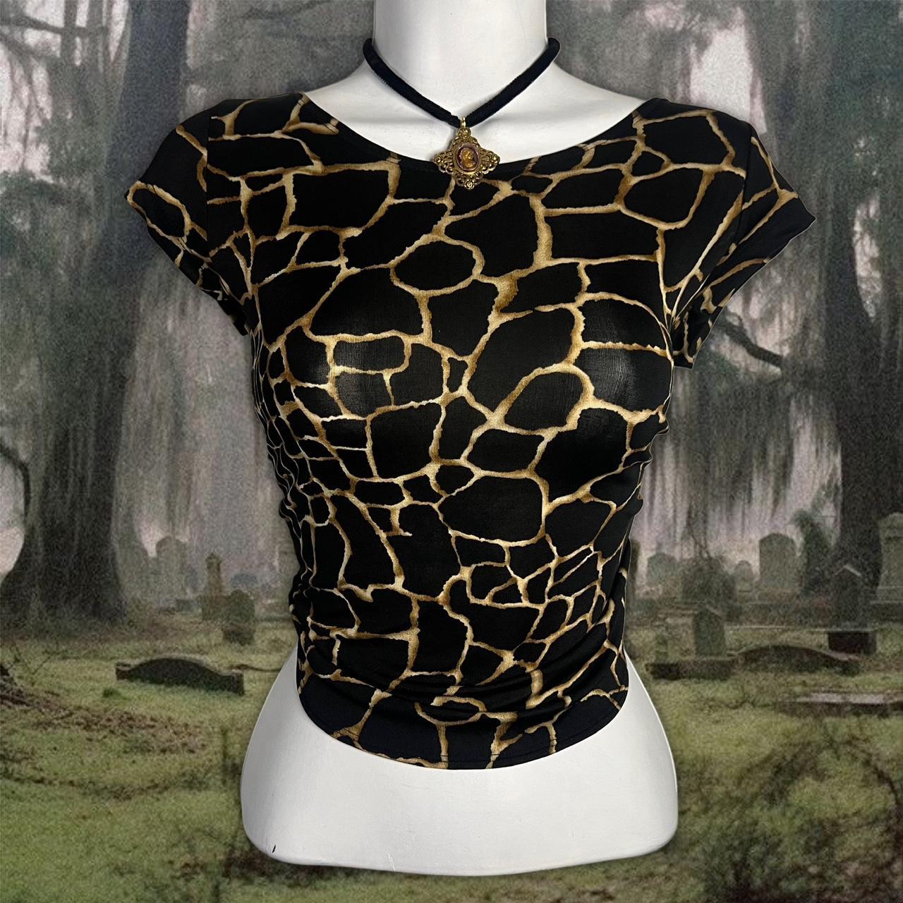 item listed by girlssintheworld