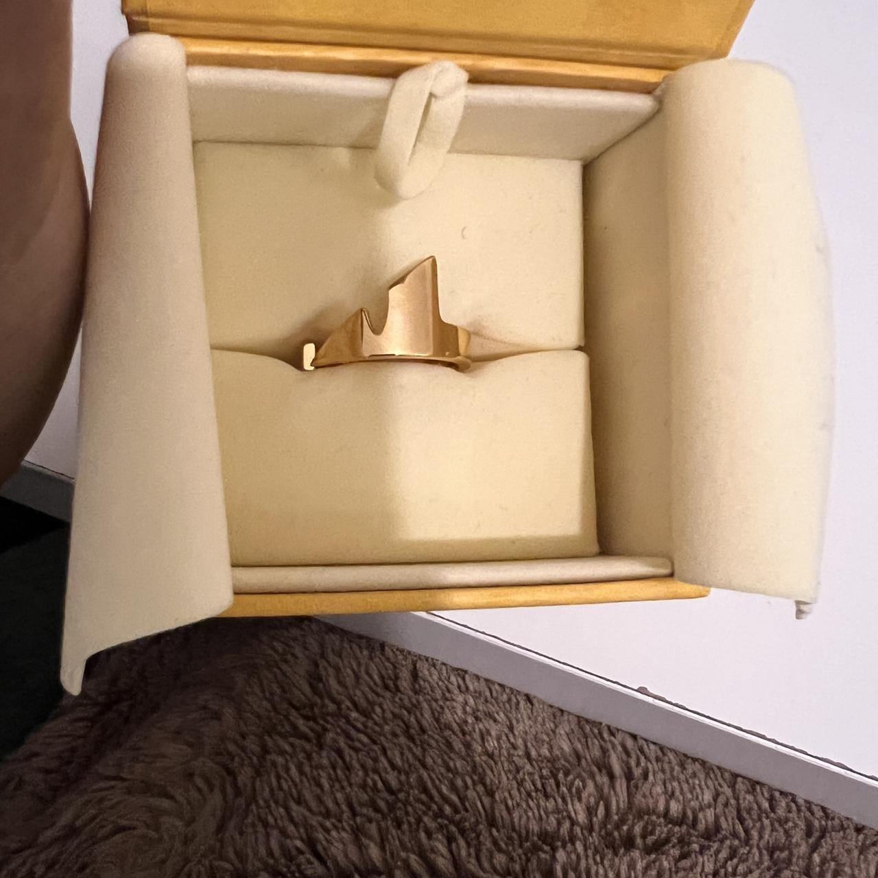 Fendi bug outlet ring