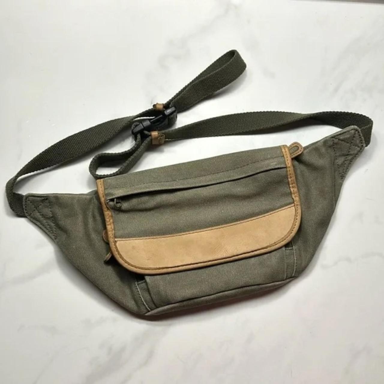 Vintage offers LL Bean Fanny waist pack bag