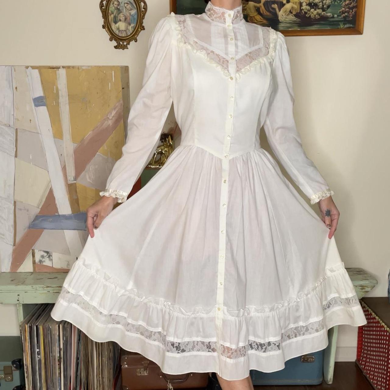 The Most Stunning Rare GUNNE SAX White Prairie Midi Depop