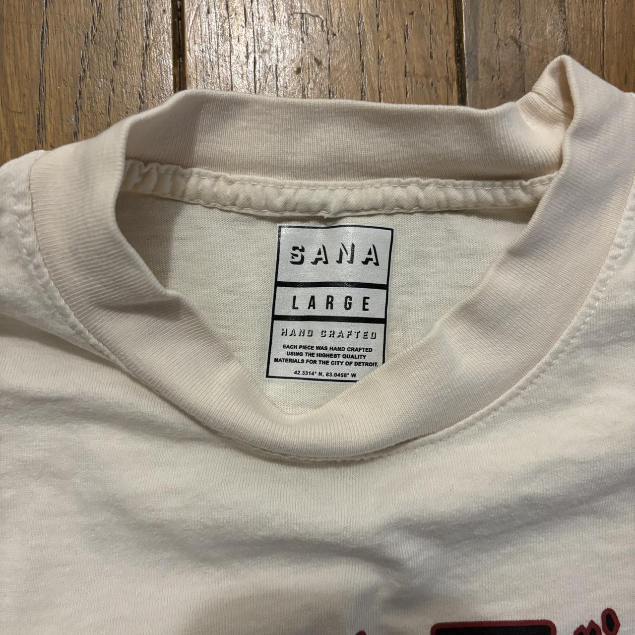 Sana Detroit Hellfire Club outlets Tee (Stranger Things)