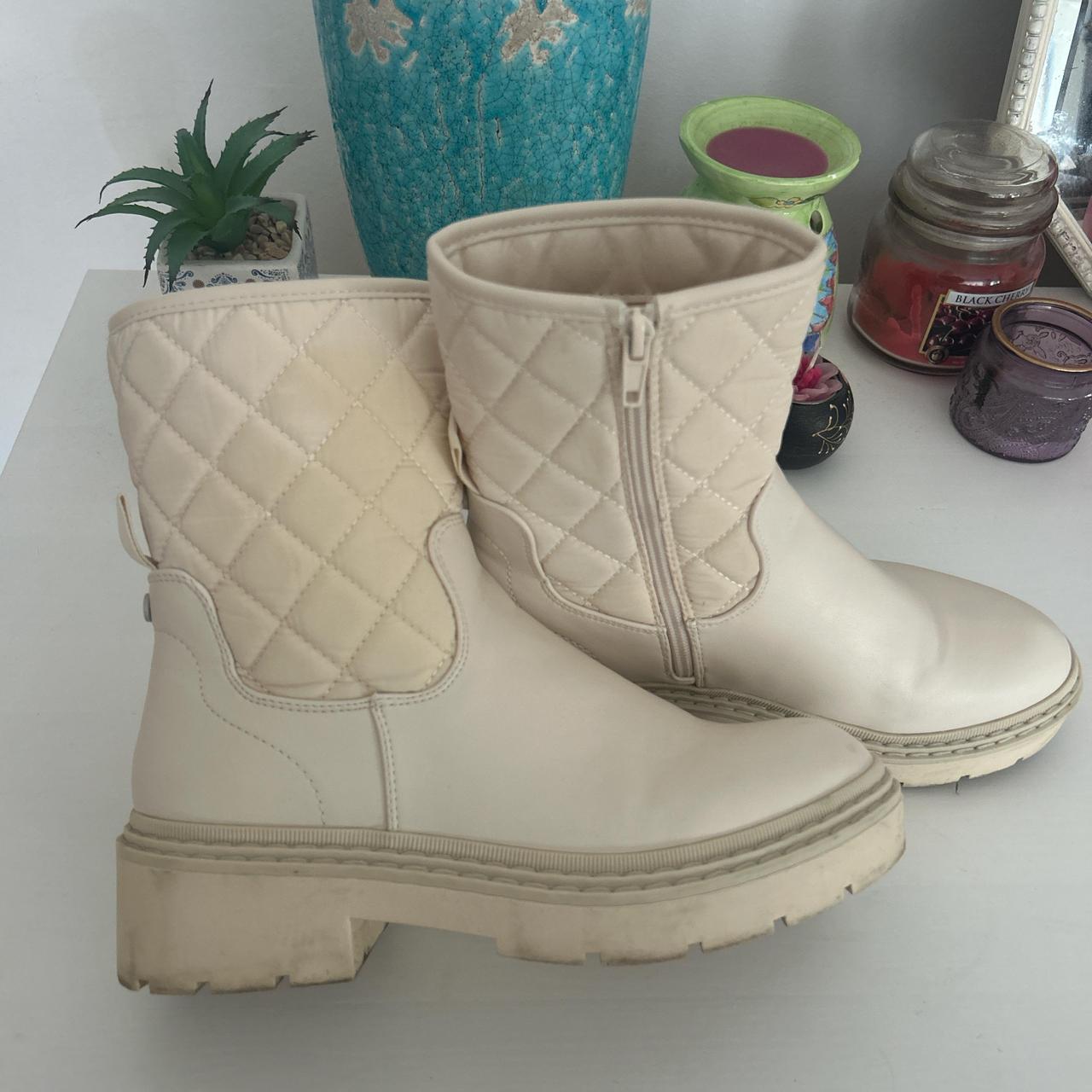 River island cream zip up boots uk size will