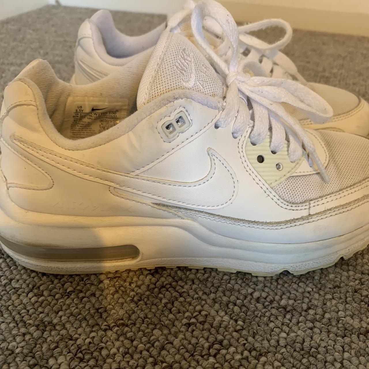 ladies white nike trainers uk