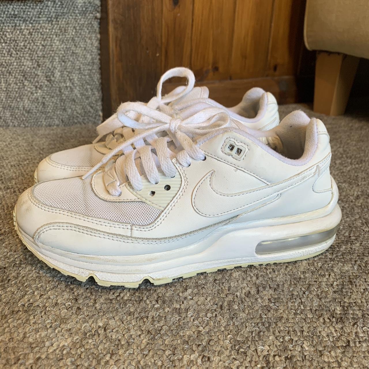 womens white nike trainers uk