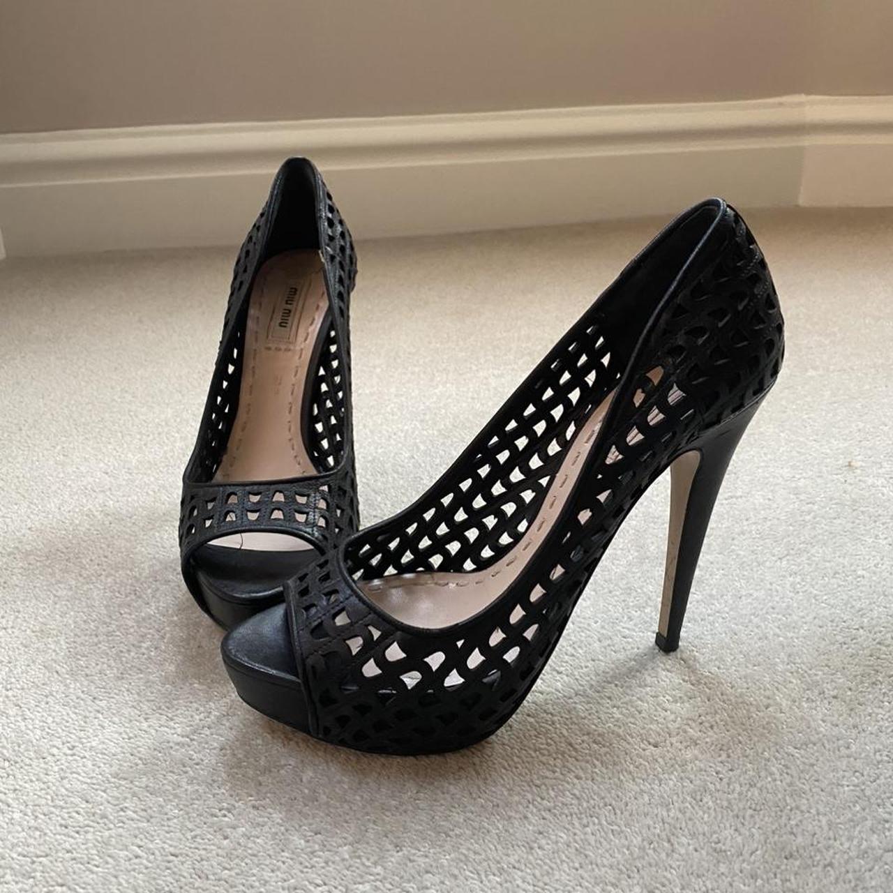 miu miu velvet heels