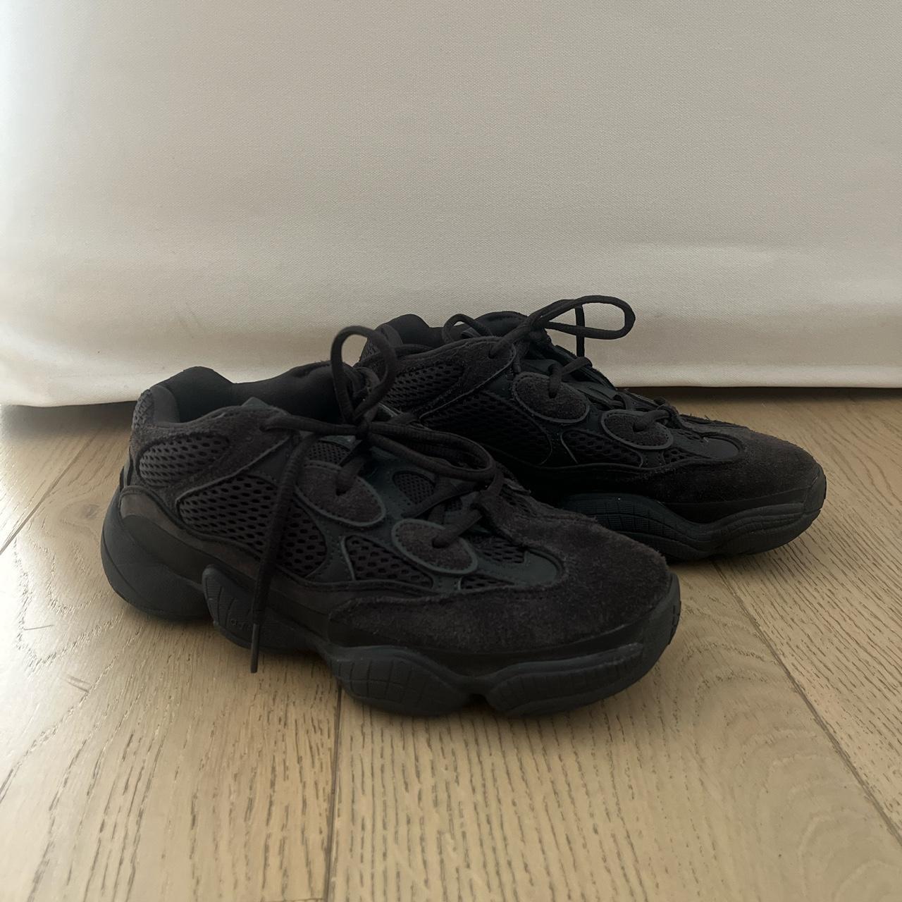Yezzy 500 - worn a handful of times No box... - Depop