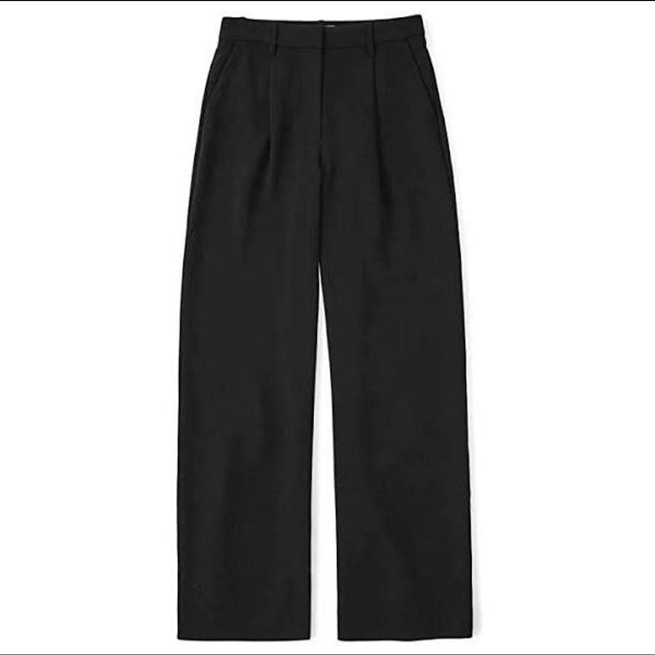 Abercrombie & Fitch Women's Black Trousers | Depop