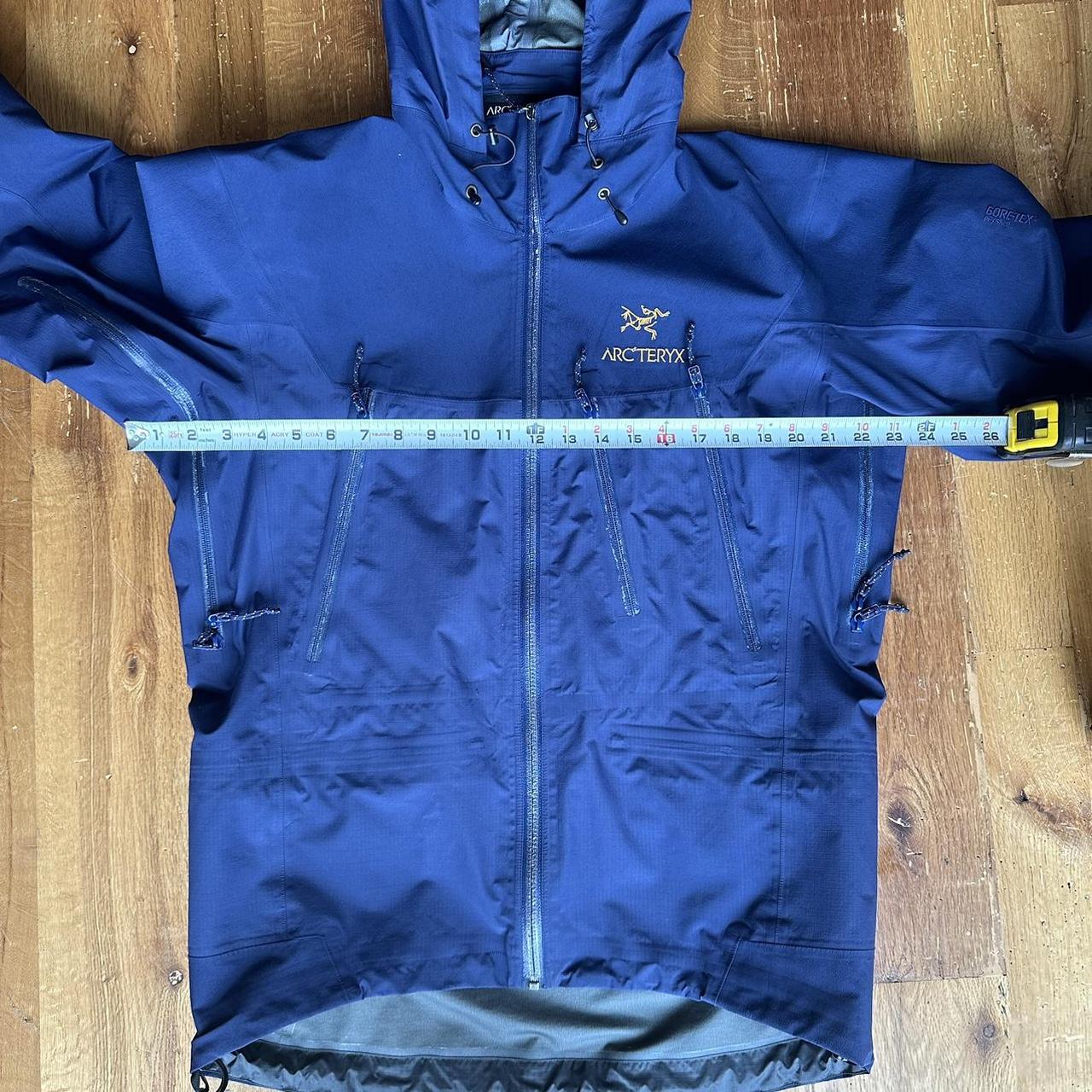 Early 2000’s Arcteryx Theta Jacket. Amazing... - Depop