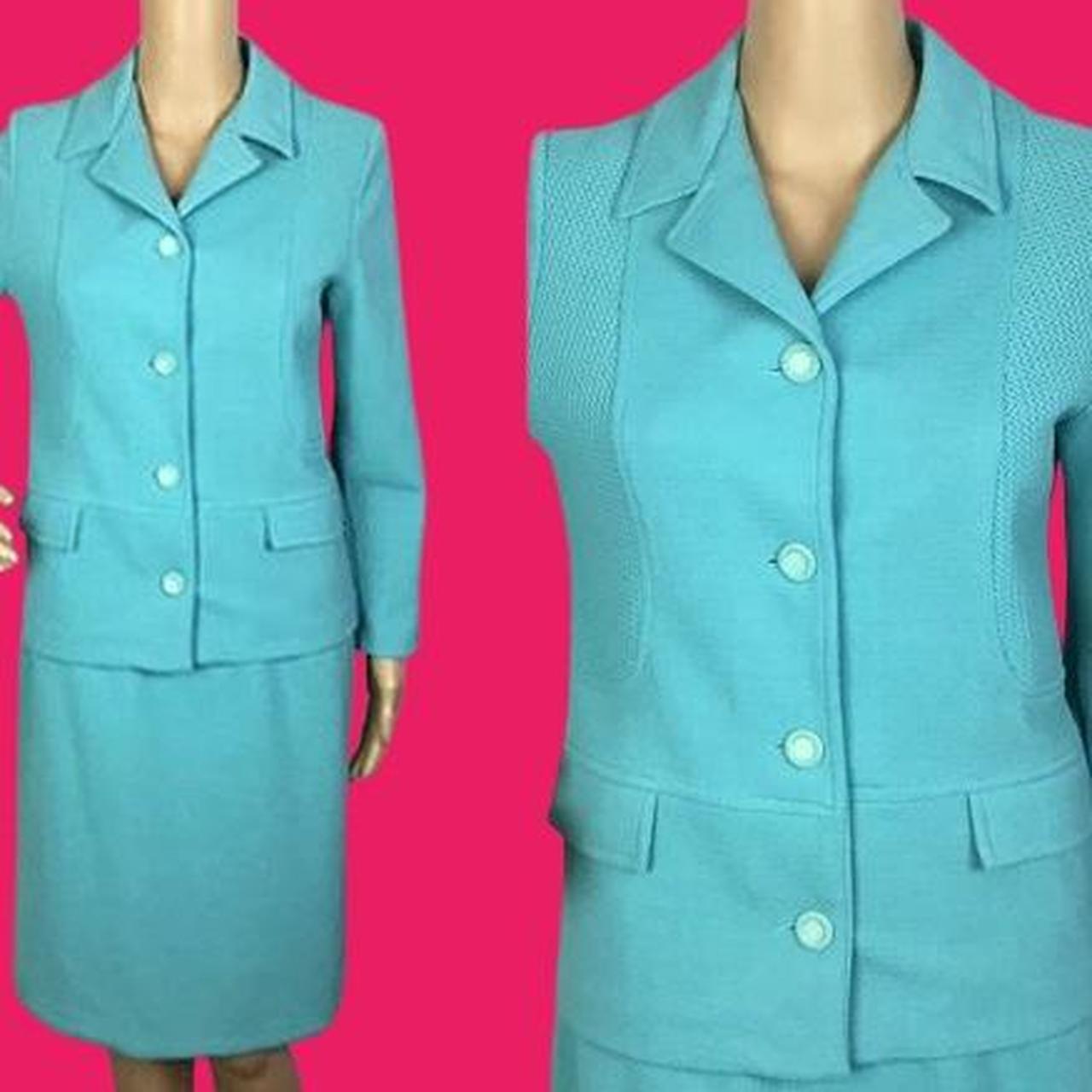 item listed by vintagestoredepop