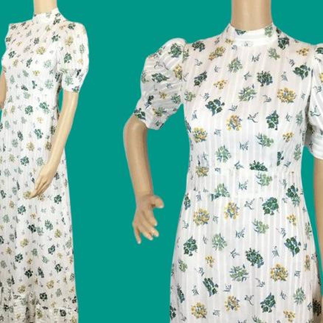 item listed by vintagestoredepop