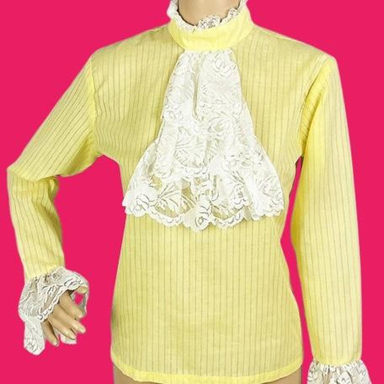 item listed by vintagestoredepop