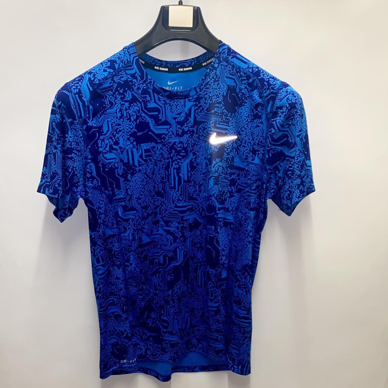 Nike running dry miler t-shirt in blue hotsell