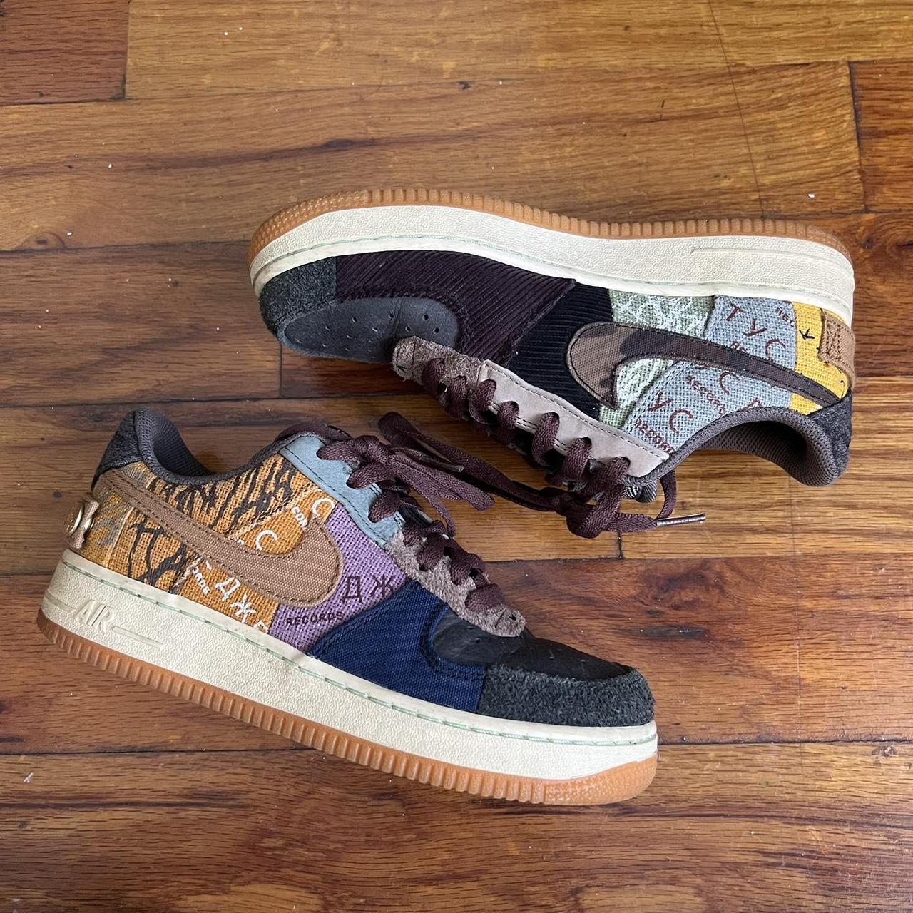 100 authentic Travis Scott AF1s Size 5 men 6.5