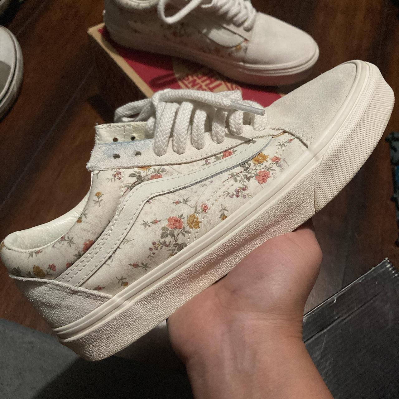 Vans Women's Sneakers White/Cream US – Old Skool Vans Shoes