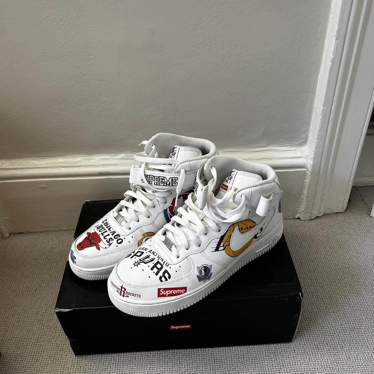 nike supreme chicago bulls shoes