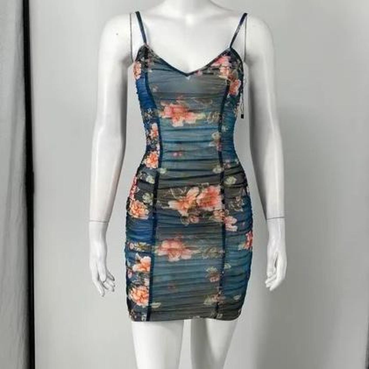 item listed by miaavic