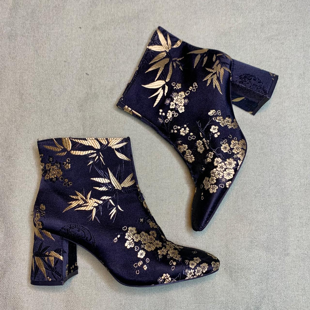 Zara Gold and black floral ankle Worn Depop