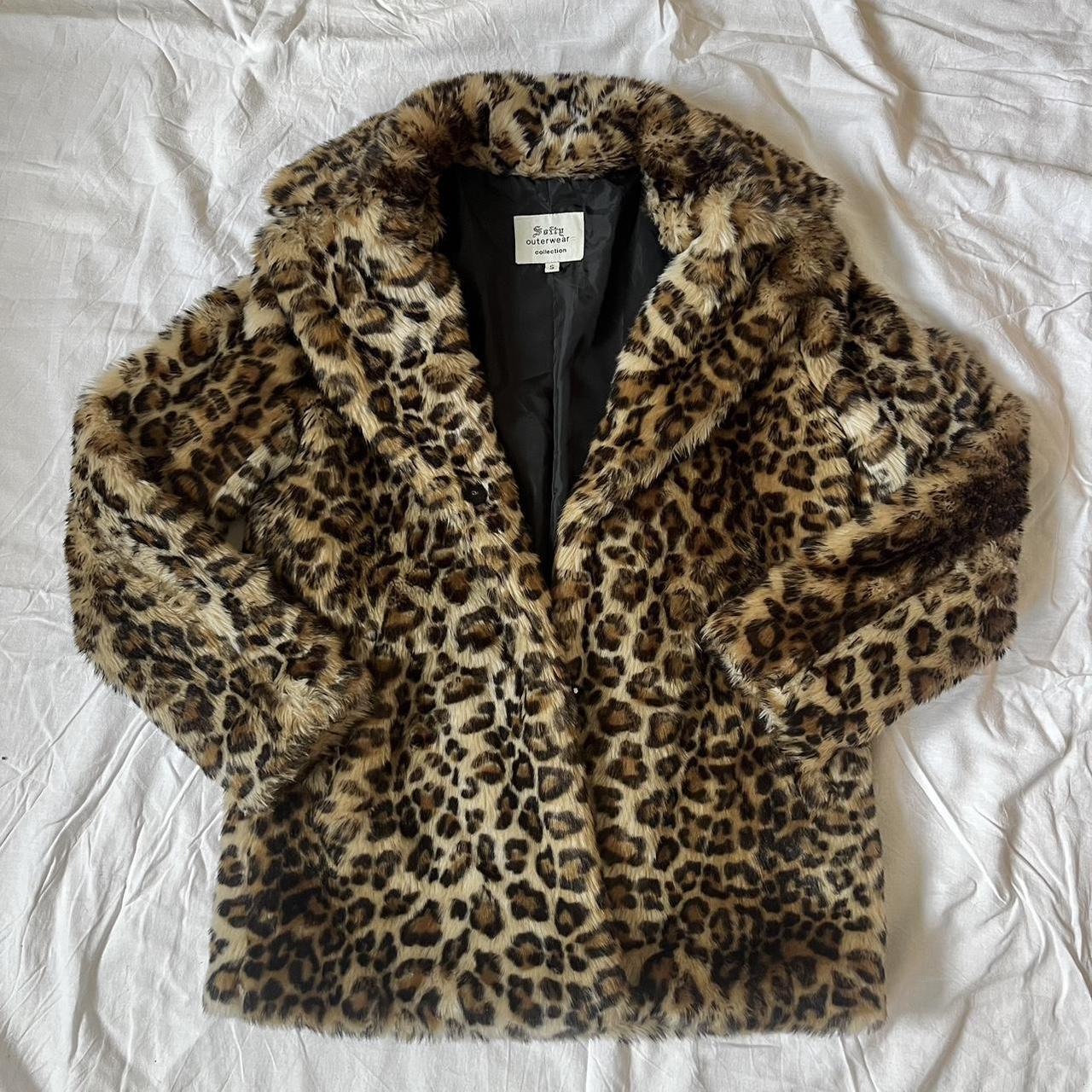 kunstpelz mantel leoprint #vintage #y2k... - Depop