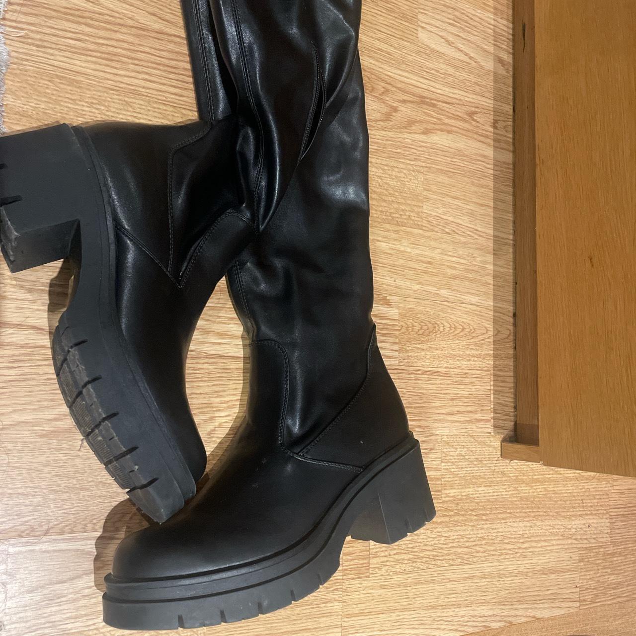 Black leather knee high boots, slim fitting🖤 - Depop